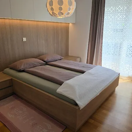 Hidden Gem Tour As With Free Private Parking Apartma